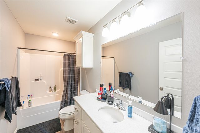 4103 & 4105 W Santa Maria Lane, Fayetteville, AR 72704