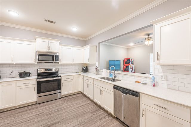 4103 & 4105 W Santa Maria Lane, Fayetteville, AR 72704