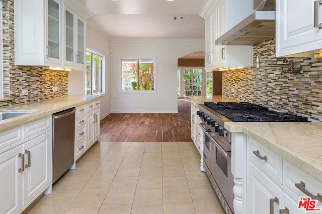 6431 Maryland Drive, Los Angeles, CA 90048