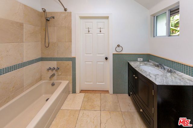 6431 Maryland Drive, Los Angeles, CA 90048