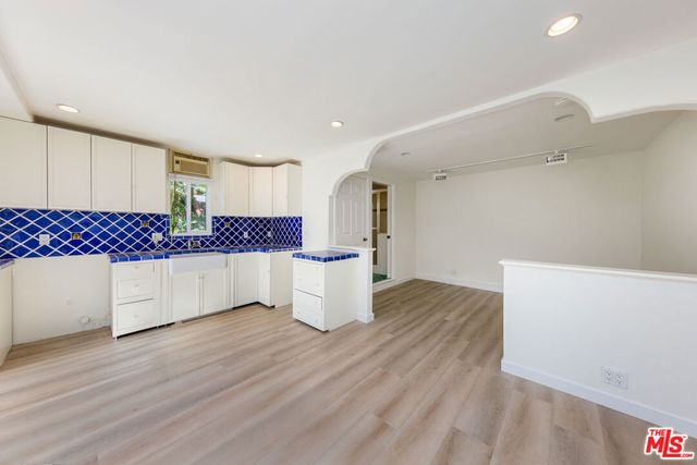 6431 Maryland Drive, Los Angeles, CA 90048