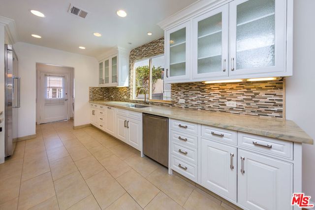 6431 Maryland Drive, Los Angeles, CA 90048