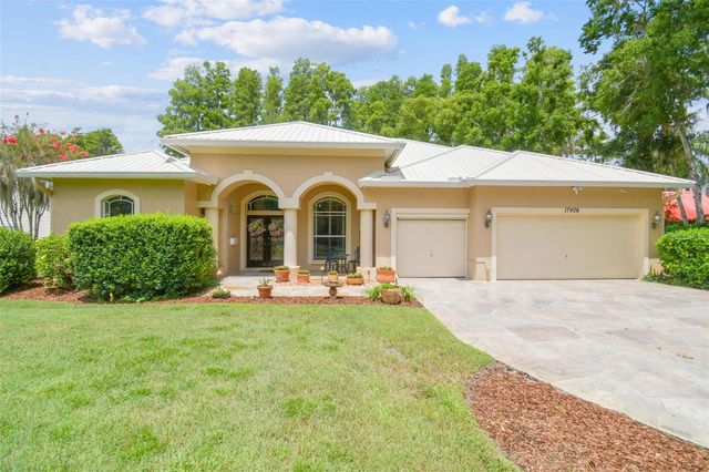 17906 LORETTA LANE, Lutz, FL 33548