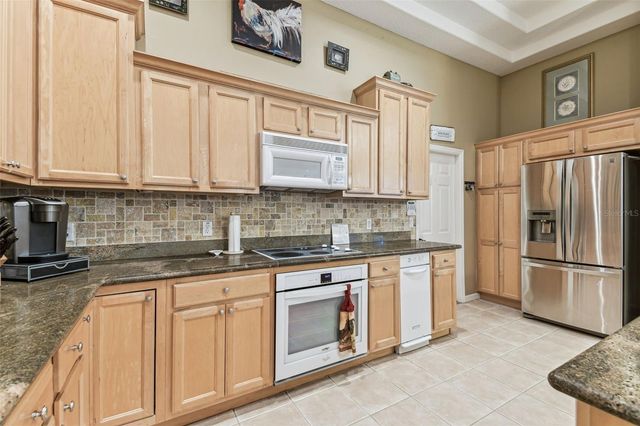 17906 LORETTA LANE, Lutz, FL 33548