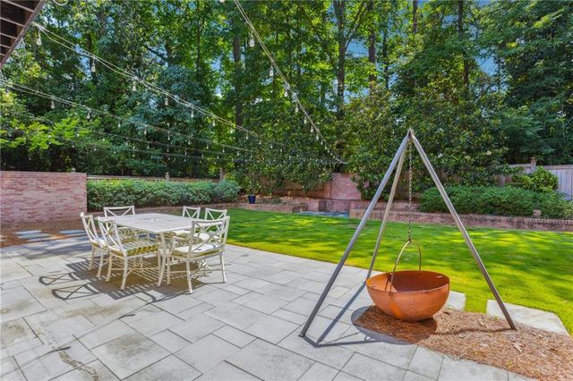 4405 Paces Battle NW, Atlanta, GA 30327