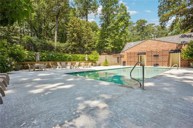 4405 Paces Battle NW, Atlanta, GA 30327