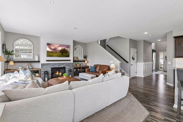 4599 Landings Way, Minnetrista, MN 55375