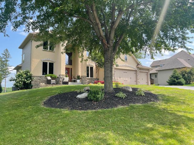 14135 Haas Lake Circle, Prior Lake, MN 55372