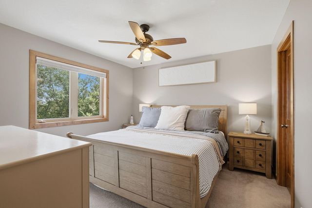14135 Haas Lake Circle, Prior Lake, MN 55372