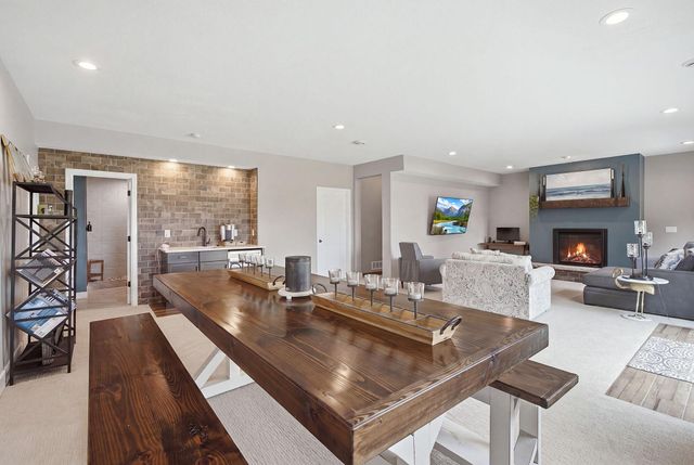 14135 Haas Lake Circle, Prior Lake, MN 55372
