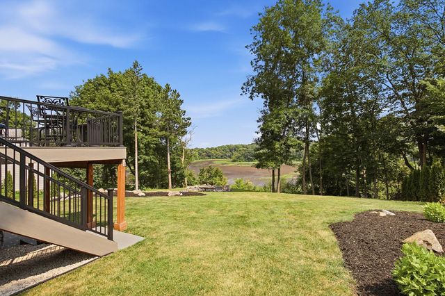 14135 Haas Lake Circle, Prior Lake, MN 55372