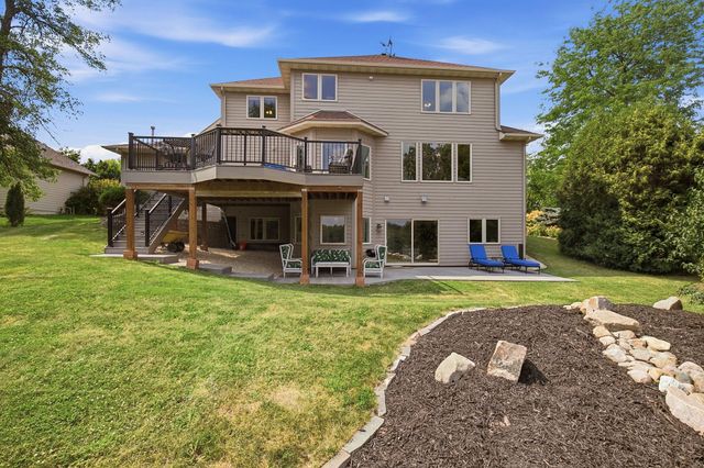 14135 Haas Lake Circle, Prior Lake, MN 55372