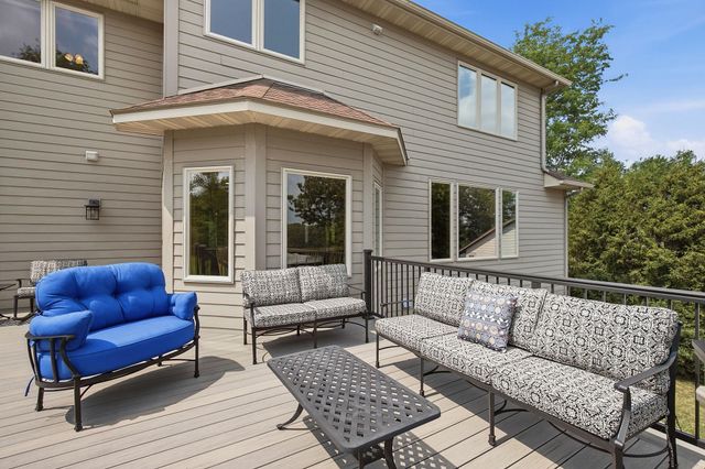 14135 Haas Lake Circle, Prior Lake, MN 55372