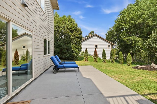 14135 Haas Lake Circle, Prior Lake, MN 55372