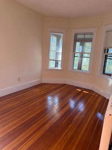 187 Powderhouse Blvd 2, Somerville, MA 02144