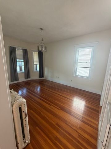 187 Powderhouse Blvd 2, Somerville, MA 02144