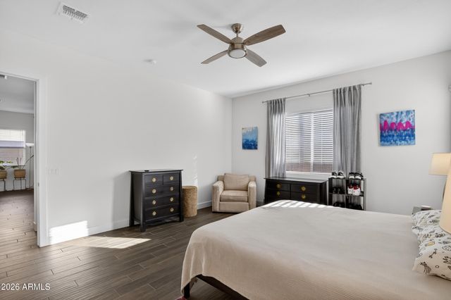 939 E PASEO Way, Phoenix, AZ 85042