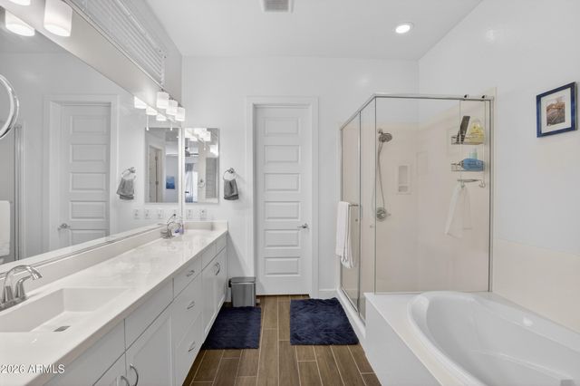 939 E PASEO Way, Phoenix, AZ 85042