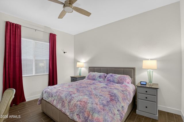 939 E PASEO Way, Phoenix, AZ 85042