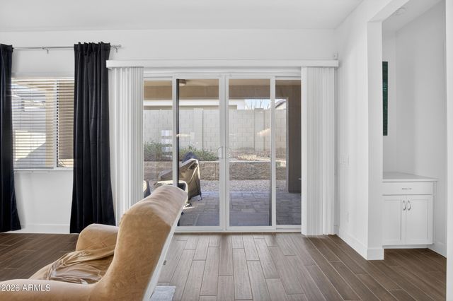 939 E PASEO Way, Phoenix, AZ 85042