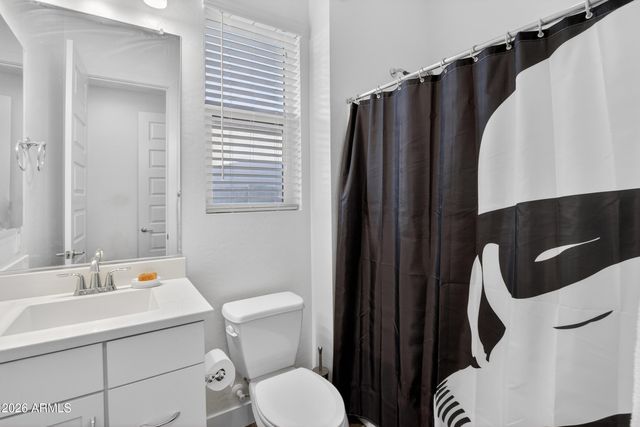 939 E PASEO Way, Phoenix, AZ 85042