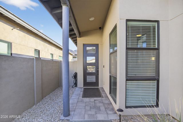 939 E PASEO Way, Phoenix, AZ 85042