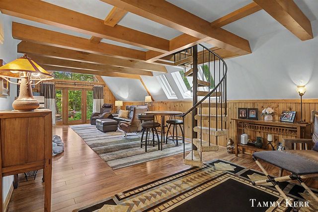 6051 Old Allegan Road, Saugatuck, MI 49453