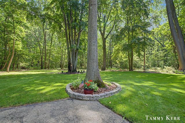 6051 Old Allegan Road, Saugatuck, MI 49453