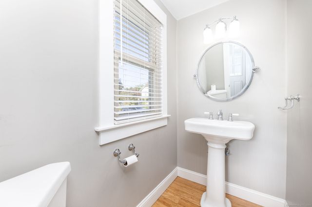 37 Sylvan Avenue, West Hartford, CT 06107