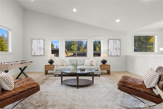 14540 Stone Avenue N, Shoreline, WA 98133