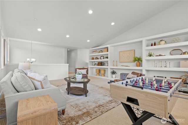 14540 Stone Avenue N, Shoreline, WA 98133