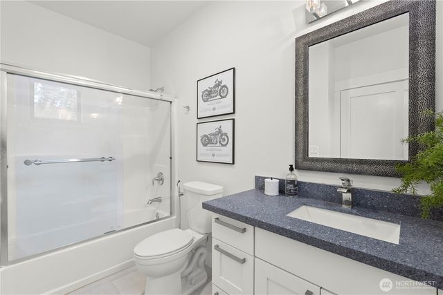 14540 Stone Avenue N, Shoreline, WA 98133