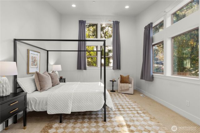 14540 Stone Avenue N, Shoreline, WA 98133