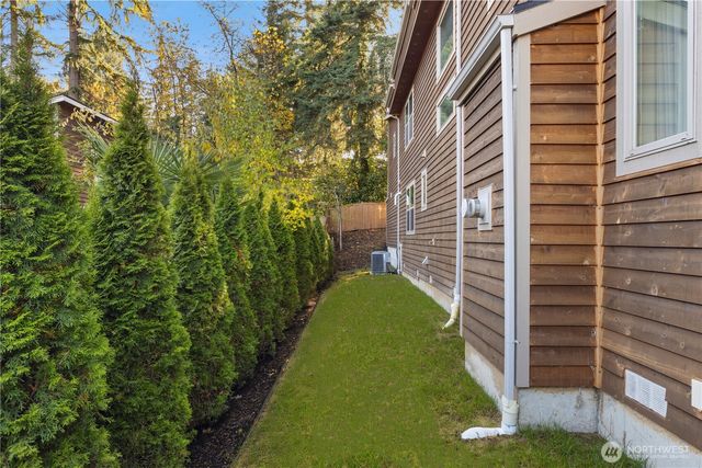 14540 Stone Avenue N, Shoreline, WA 98133