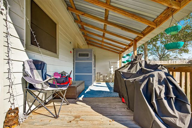 38241 N Bonnie Lake Drive, Hempstead, TX 77445