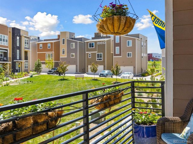 2578 Palau Way, Castle Rock, CO 80109