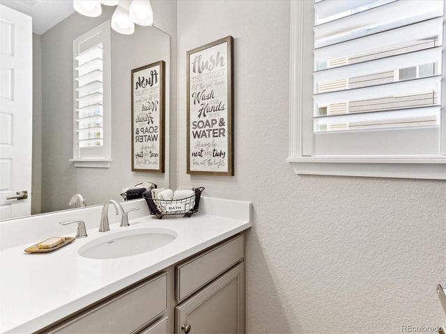 2578 Palau Way, Castle Rock, CO 80109