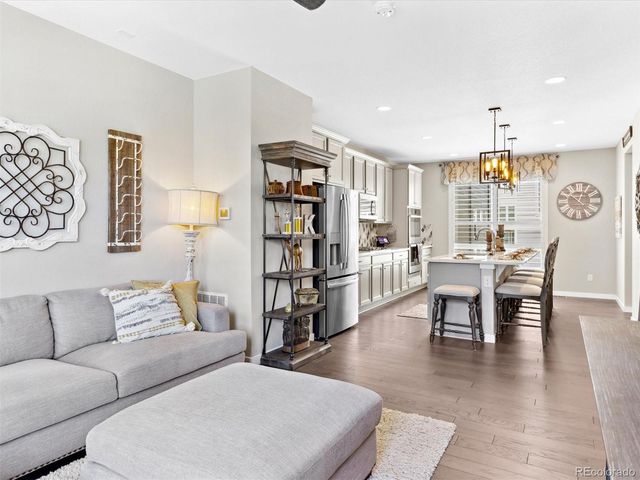 2578 Palau Way, Castle Rock, CO 80109