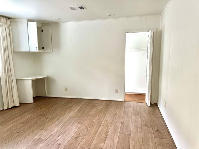 5223 Schuler Street, Houston, TX 77007