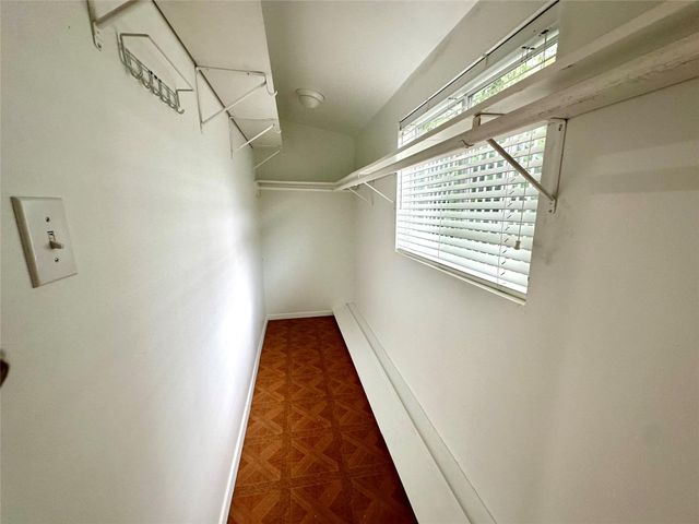 5223 Schuler Street, Houston, TX 77007