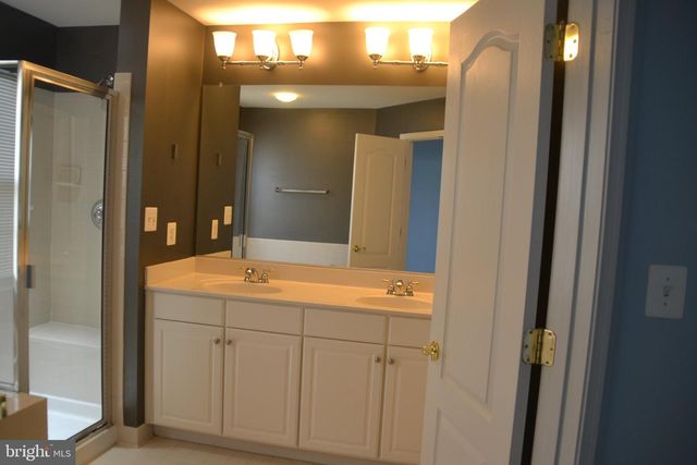 21958 WINDY OAKS SQ, Broadlands, VA 20148