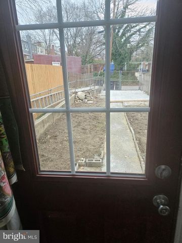 5319 3RD ST NW, Washington, DC 20011