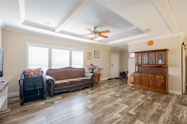18877 County Road 15, Tyler, TX 75703