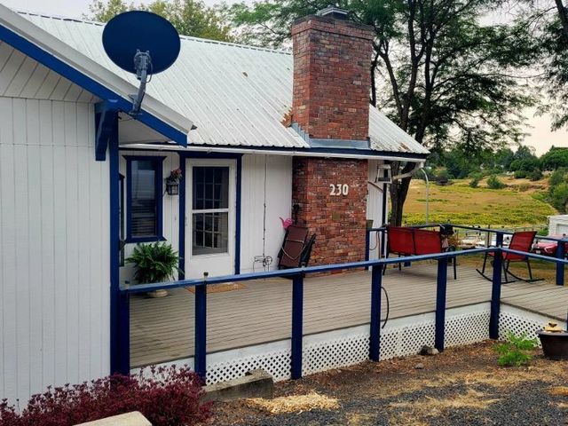 230 S Leslie St, Tekoa, WA 99033