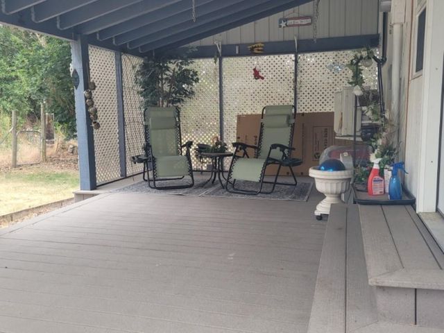 230 S Leslie St, Tekoa, WA 99033