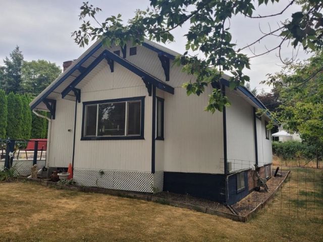 230 S Leslie St, Tekoa, WA 99033