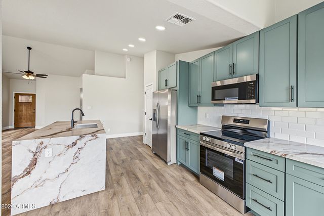 271 N BROOKSIDE Street, Chandler, AZ 85225