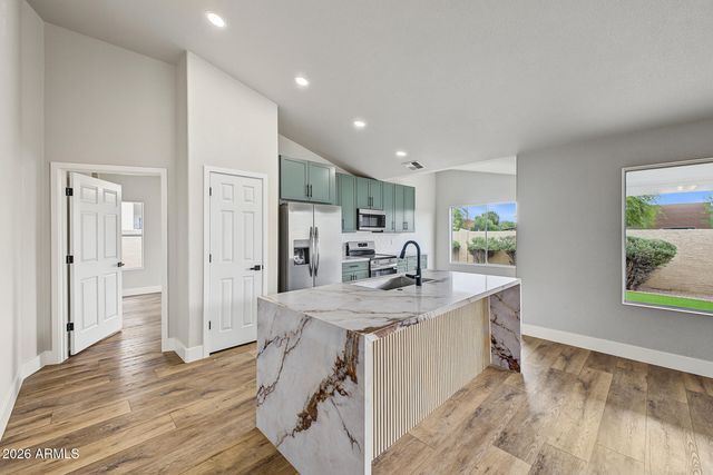 271 N BROOKSIDE Street, Chandler, AZ 85225