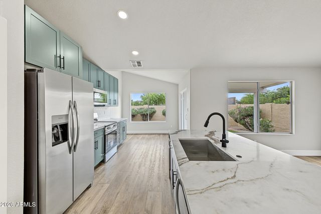271 N BROOKSIDE Street, Chandler, AZ 85225