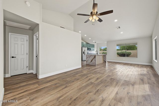 271 N BROOKSIDE Street, Chandler, AZ 85225